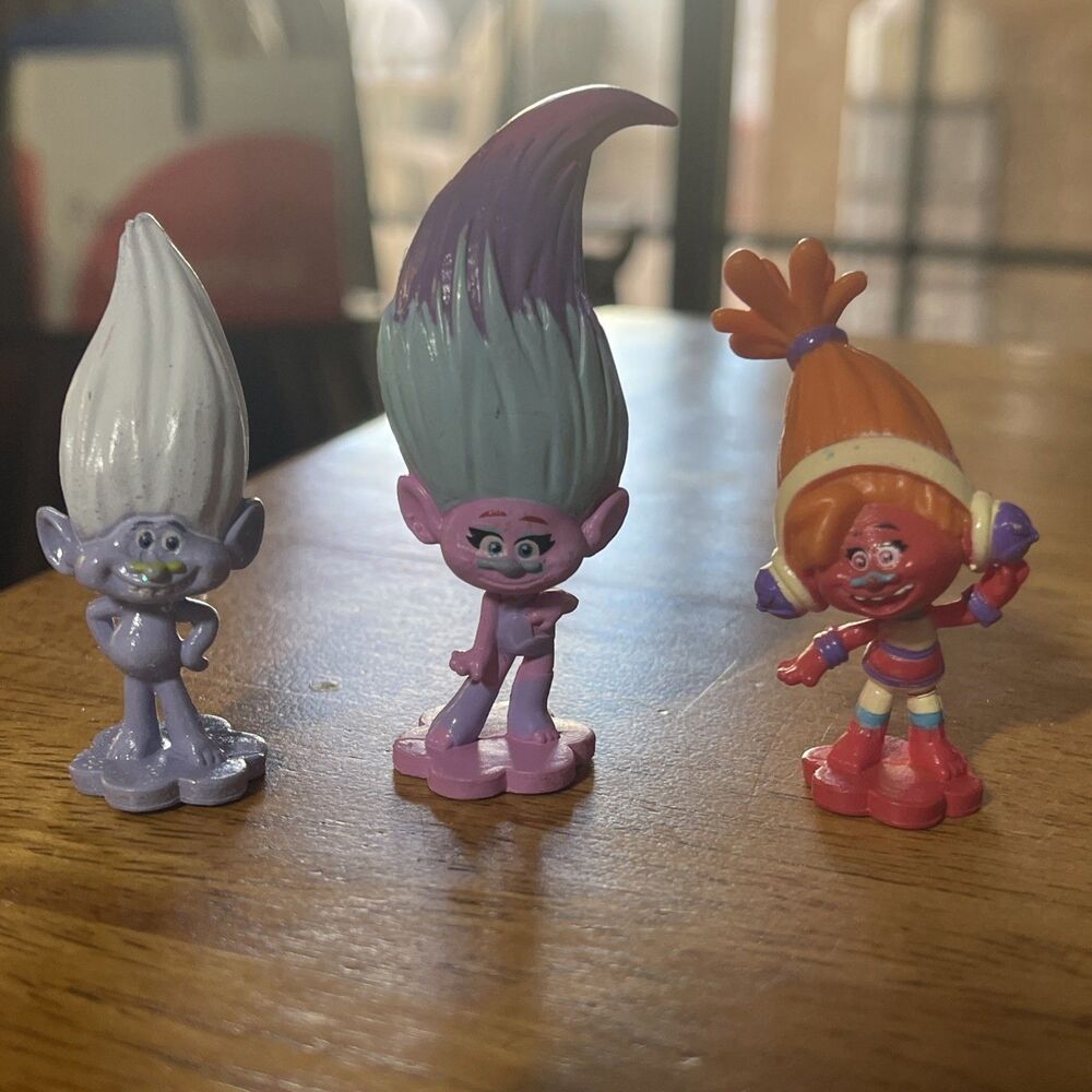 DreamWorks Trolls mini action figures Lot